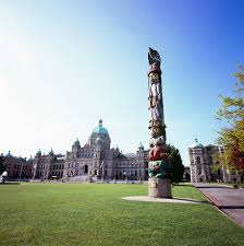 BC Legislative Buildings & Totem, Victoria